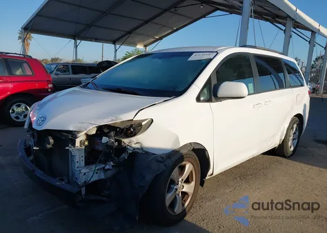 2014 Toyota Sienna Le V6 8 Passenger from USA, damaged, VIN 5TDKK3DC9ES460142